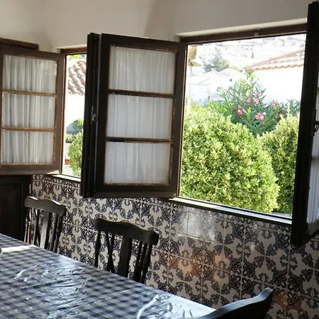 House With Private Pool, Mountain View And Wifi Praganca