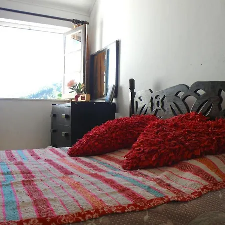 Villa House With Private Pool, Mountain View And Wifi Praganca